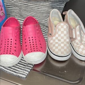 Native Kids Fuchsia and Beige Slip-On Sneakers